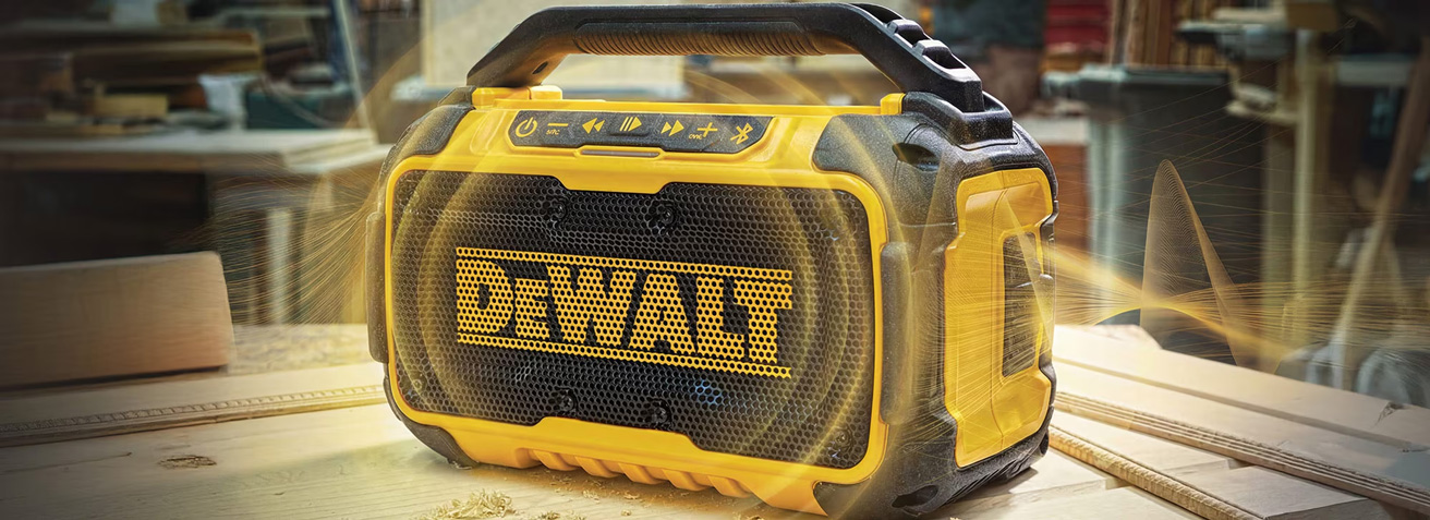 Promotie DEWALT Boxa Cadou