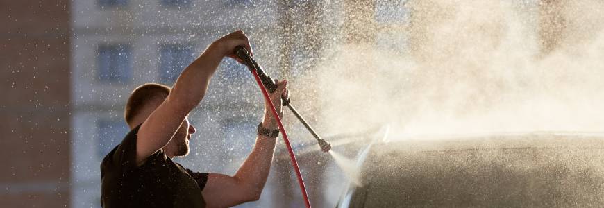 Cum sa cureti diverse suprafete folosind un aparat de spalat sub presiune