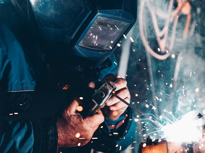 Sudarea in medii periculoase: sfaturi si echipament necesar