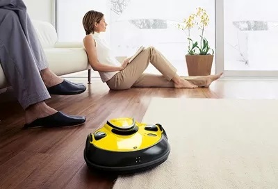 Primul aspirator robot Karcher