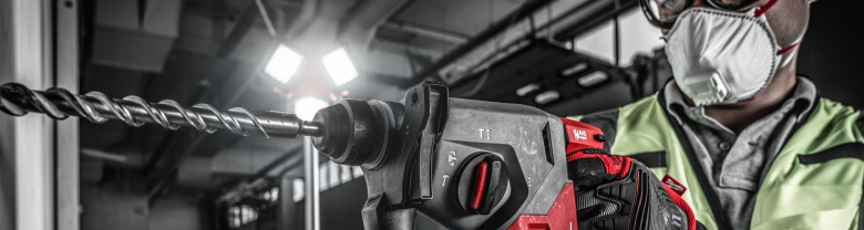 Cum luminezi corect un spatiu de depozitare: Sfaturi si recomandari