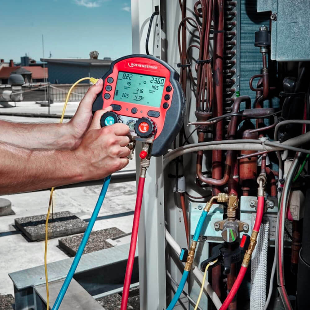 Manifold digital ROCOOL 600 Rothenberger 1000000569, -1 - 60 bar, 4 x 1/4" SAE, 1 senzor temperatura - imagine 4