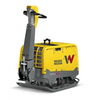Placa compactoare reversibila Wacker Neuson DPU80Lec670, diesel, racire cu apa, greutate 758 kg, forta de impact 80 kN, pornire electrica, sistem Compatec
