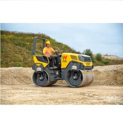 Cilindru vibro-compactor cu actionare hidraulica Wacker Neuson RD40-130 DPF, 4920 kg, 1350 mm