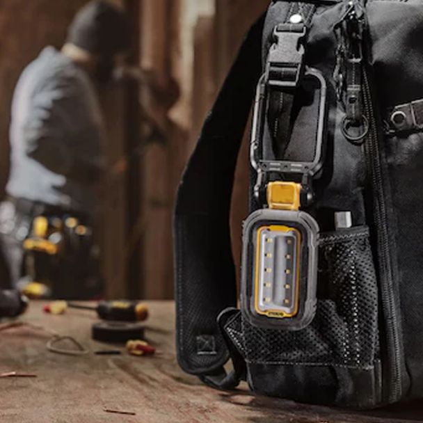 Lampa cu led DeWalt DCL182, max 1000 lumeni, cu acumulator