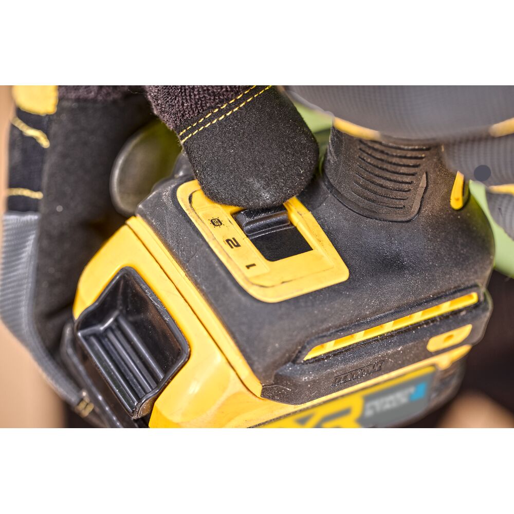 Masina de insurubat cu impact Dewalt DCF870E2T, 18V, cuplu maxim 56Nm,2 acumulatori POWERSTACK 1.7Ah,valiza TSTAK - imagine 7