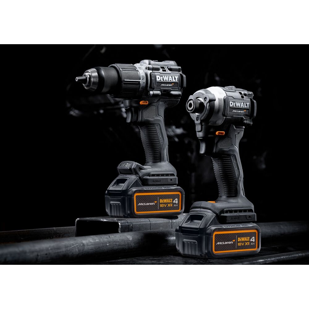 Set 2 masini DeWalt DCK200MM2T, editie speciala McLaren, cu 2 acumulatori XR 18V / 4.0 Ah si incarcator in valiza TSTAK - imagine 4