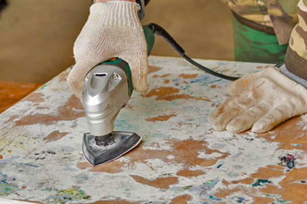 Cum sa reconditionezi mobila veche? 7 idei si unelte necesare 