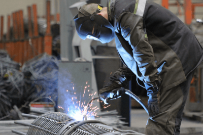 Care sunt cele mai importante accesorii pentru un sudor?