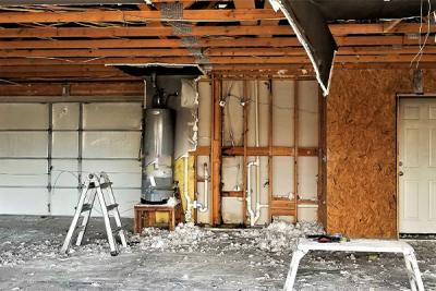 Construirea unui garaj: Materiale si scule necesare