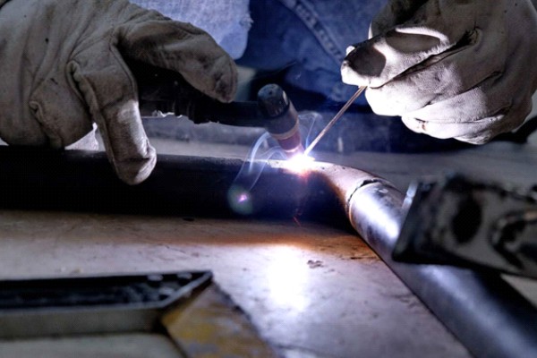 Aparatele de sudura MIG-MAG vs. TIG - care este mai potrivit pentru tine?